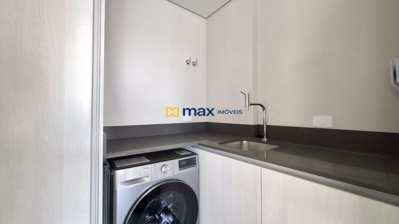 Apartamento à venda no Centro: Lavanderia