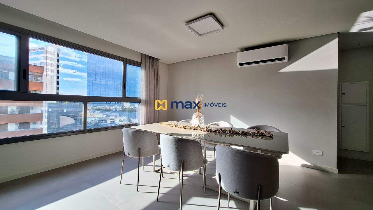 Apartamento à venda no Centro: Living integrado