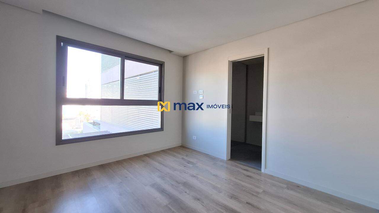 Apartamento à venda no Centro: Suíte 3