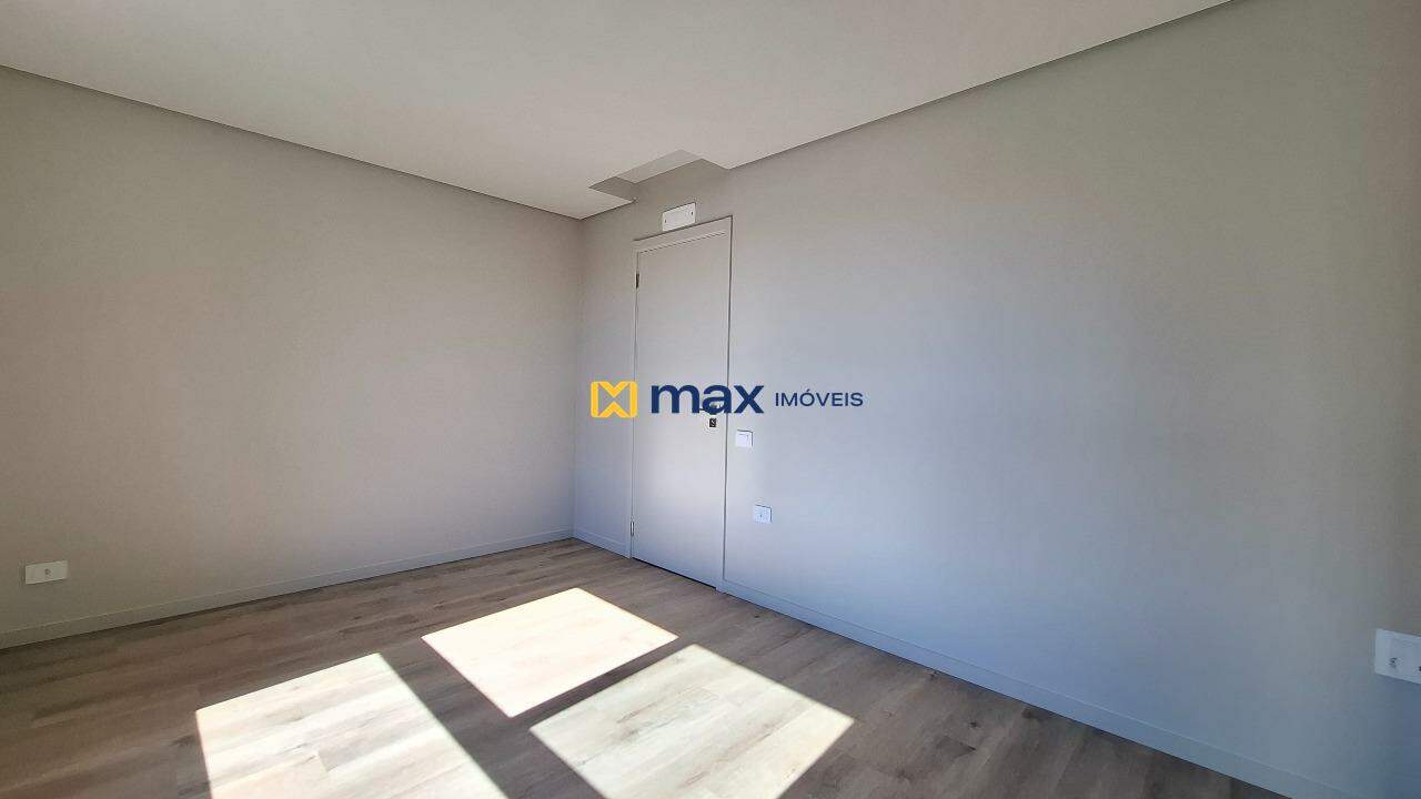 Apartamento à venda no Centro: Suíte 2