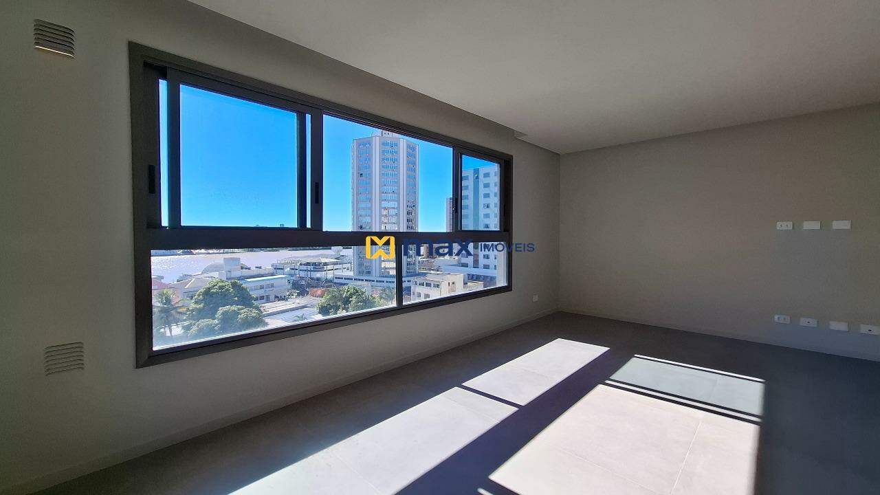 Apartamento à venda no Centro: Living integrado