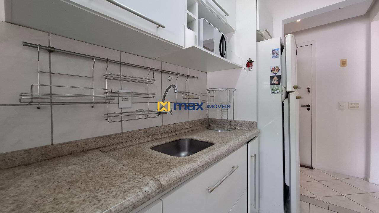 Apartamento à venda no Fazendinha: Cozinha