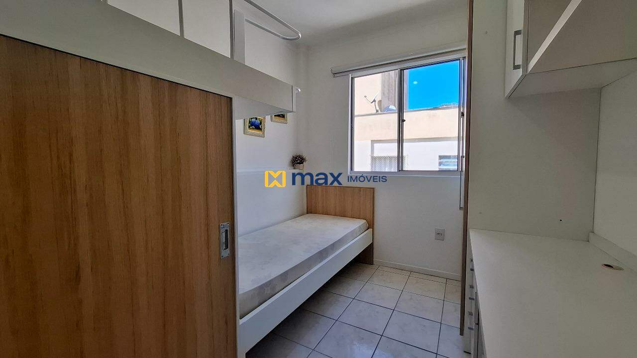 Apartamento à venda no Fazendinha: Dormitório
