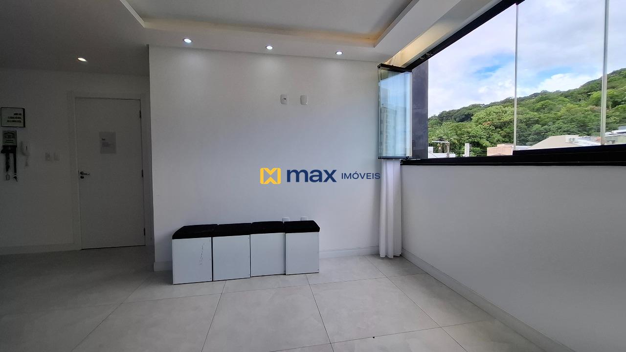 Apartamento à venda no Carvalho: Living integrado