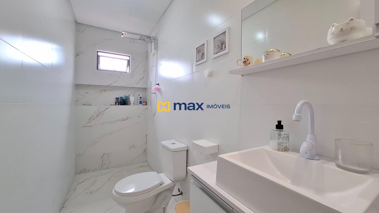 Apartamento à venda no Carvalho: Banheiro suíte