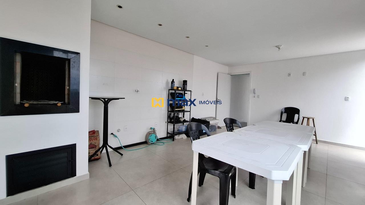 Apartamento à venda no Carvalho: Espaço churrasqueira