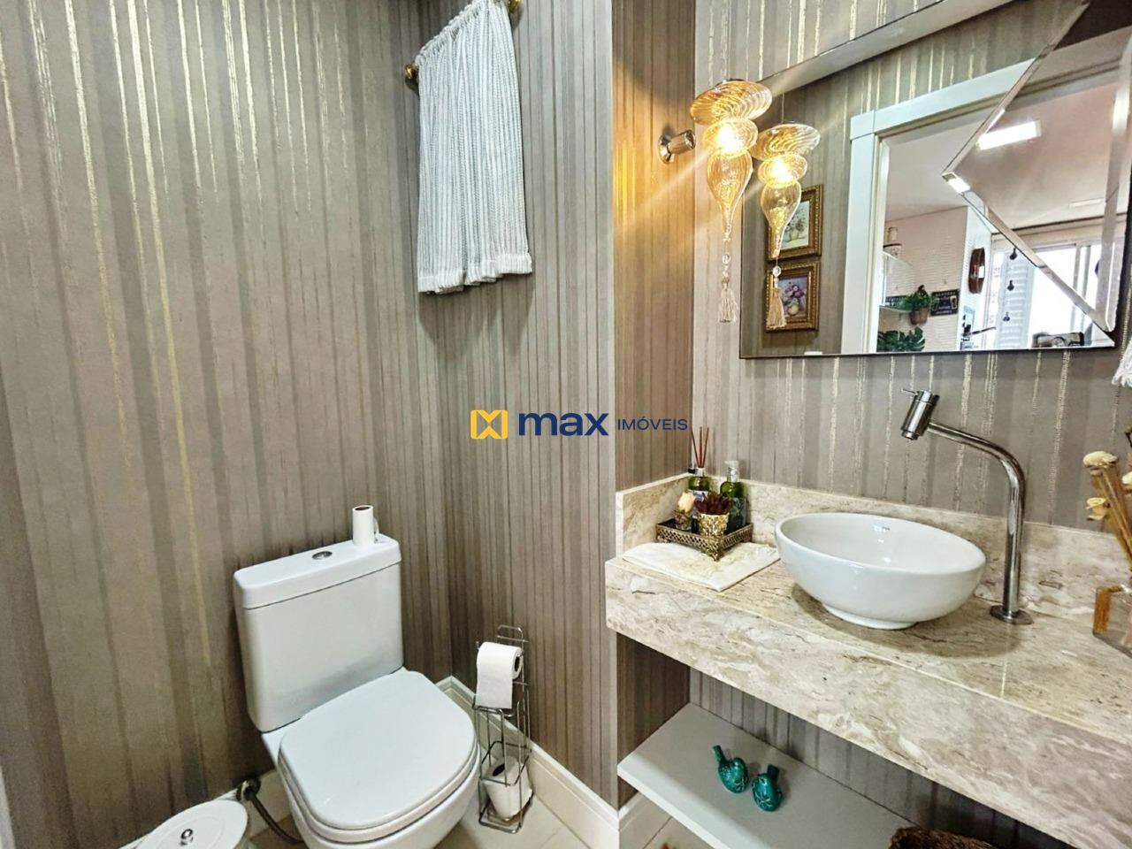 Apartamento para aluguel no Centro: Lavabo