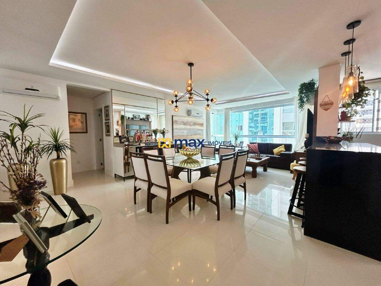 Apartamento para aluguel no Centro: Sala