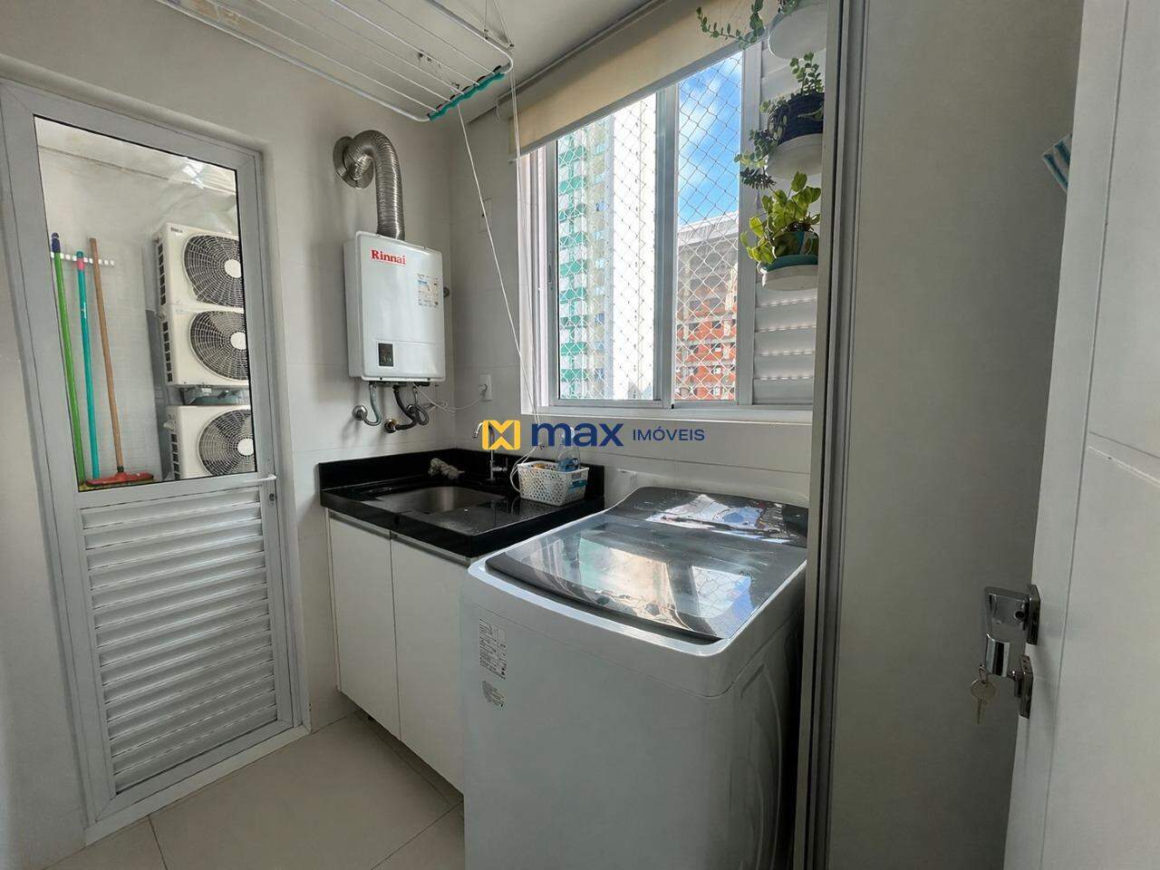 Apartamento para aluguel no Centro: Lavanderia 