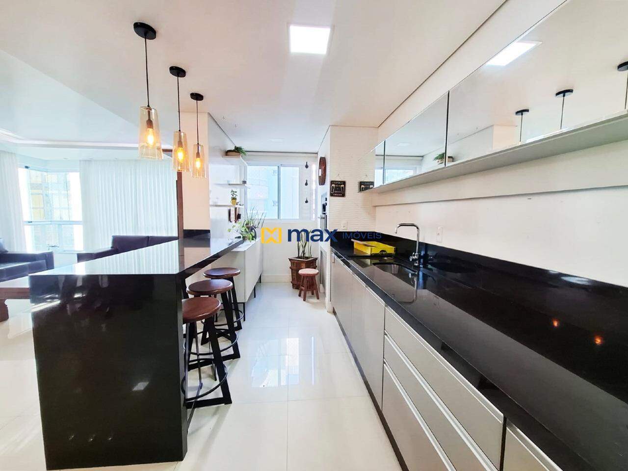 Apartamento para aluguel no Centro: Área Churrasqueira