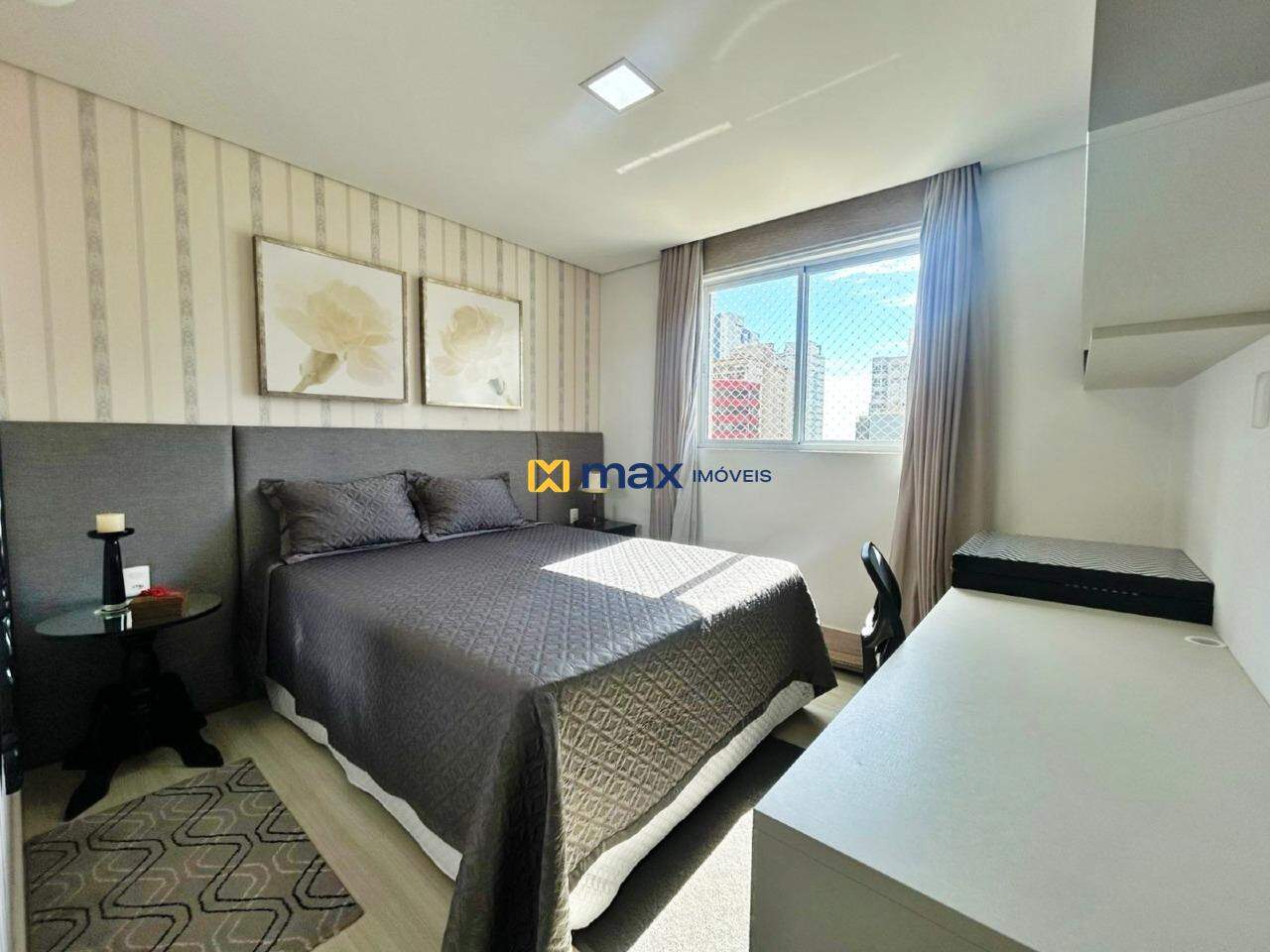 Apartamento para aluguel no Centro: Suíte 1 (Janela com Vista Mar)