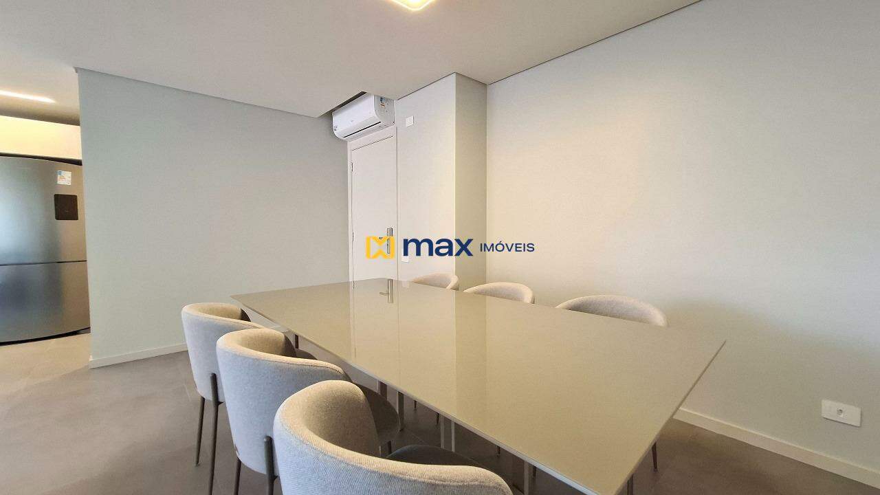Apartamento à venda no Centro: Living integrado