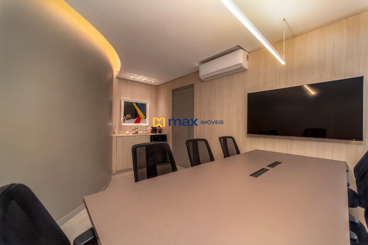 Apartamento à venda no Centro: Sala de reuniões