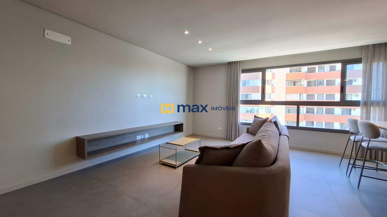 Apartamento à venda no Centro: Living integrado