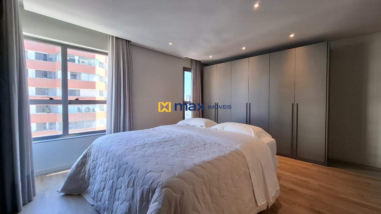 Apartamento à venda no Centro: Suíte
