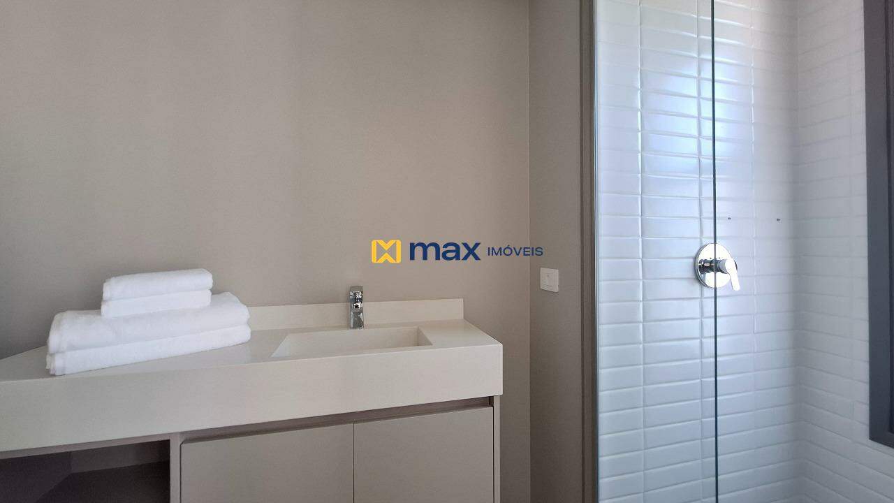 Apartamento à venda no Centro: Banheiro suíte