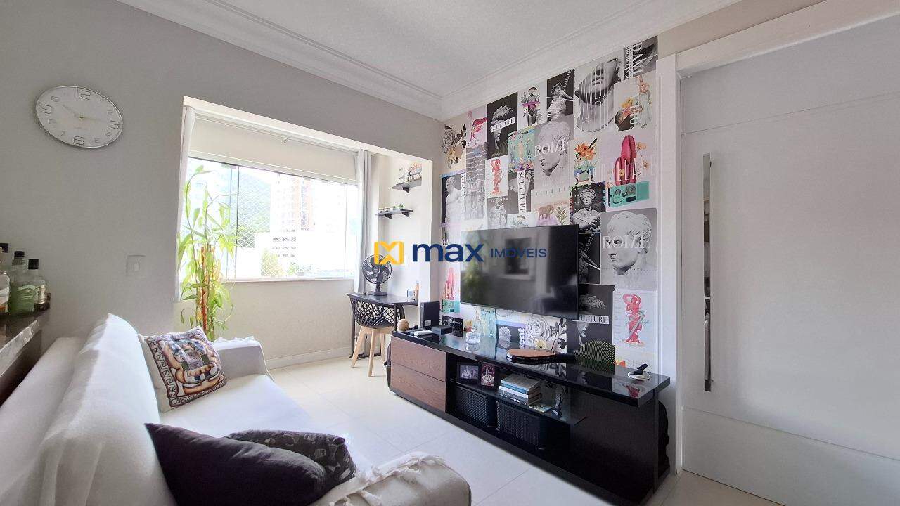 Apartamento à venda no Fazendinha: Living integrado