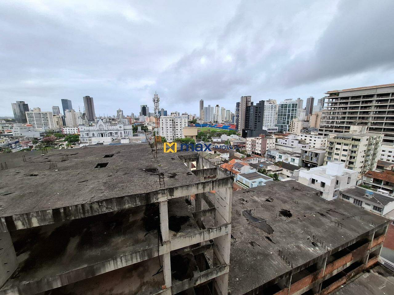 Apartamento à venda no Centro: Vista Sacada