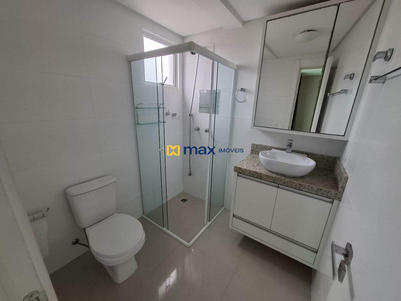 Apartamento à venda no Centro: Banheiro Suíte