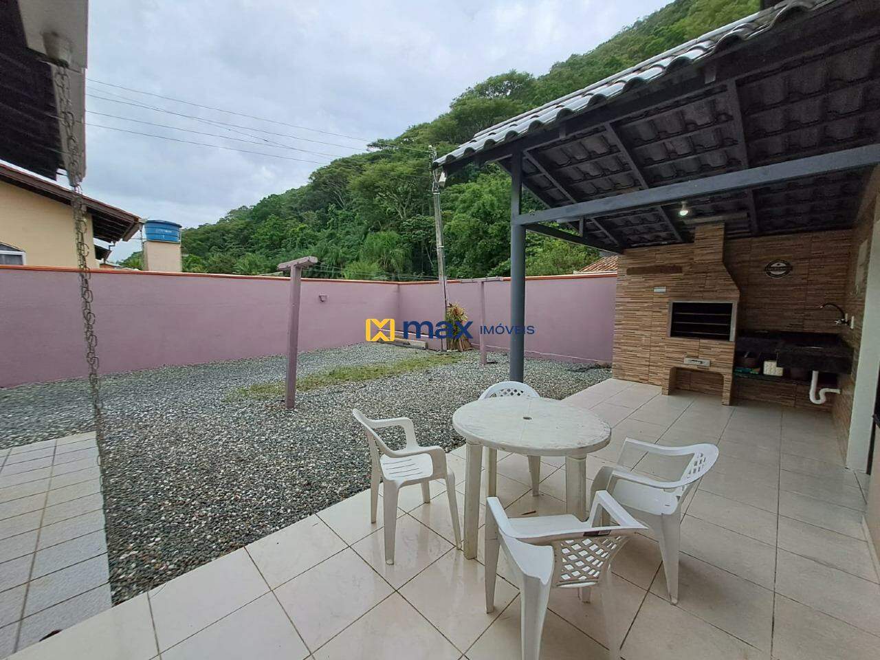 Casa à venda no gravatá: Área de churrasqueira