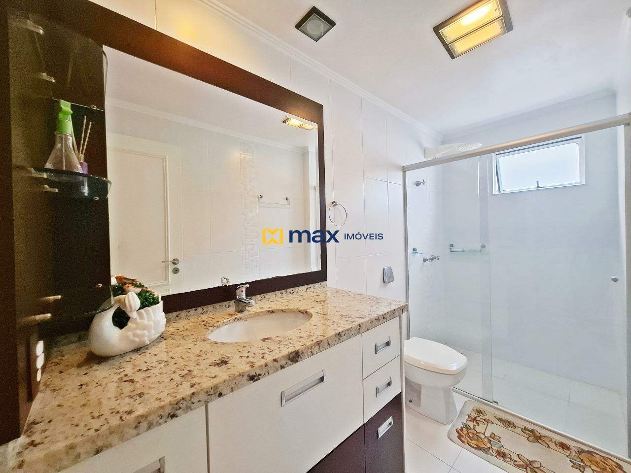 Apartamento à venda no Centro: Banheiro Suíte 2