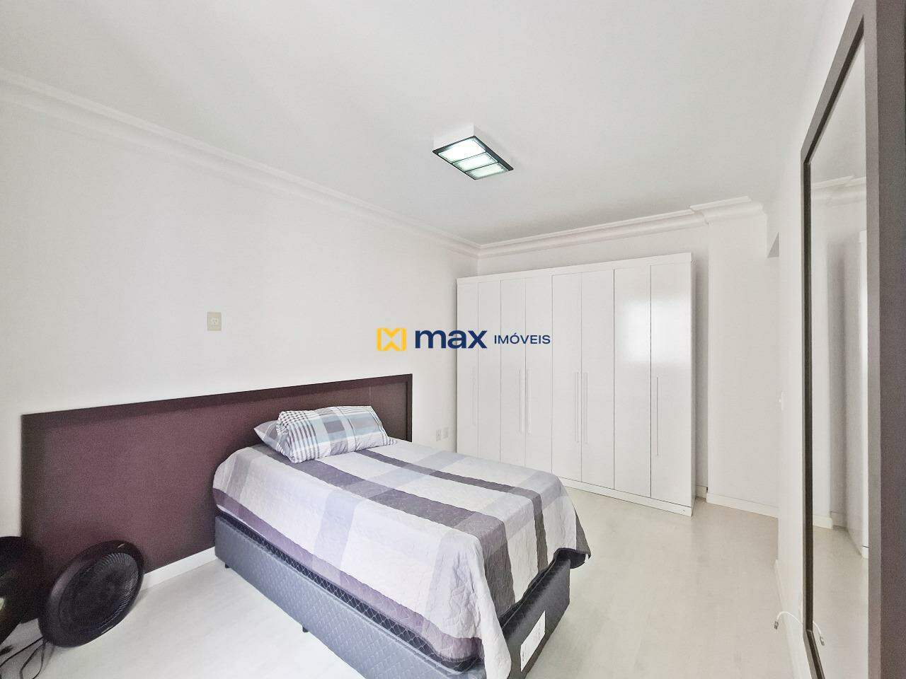 Apartamento à venda no Centro: Suíte 2