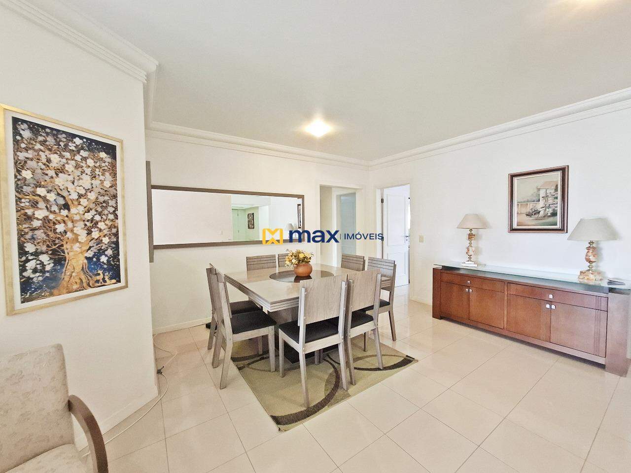 Apartamento à venda no Centro: Sala de estar e jantar