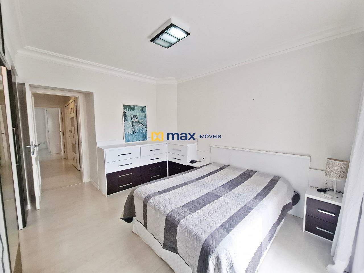 Apartamento à venda no Centro: Suíte Master Com Closet