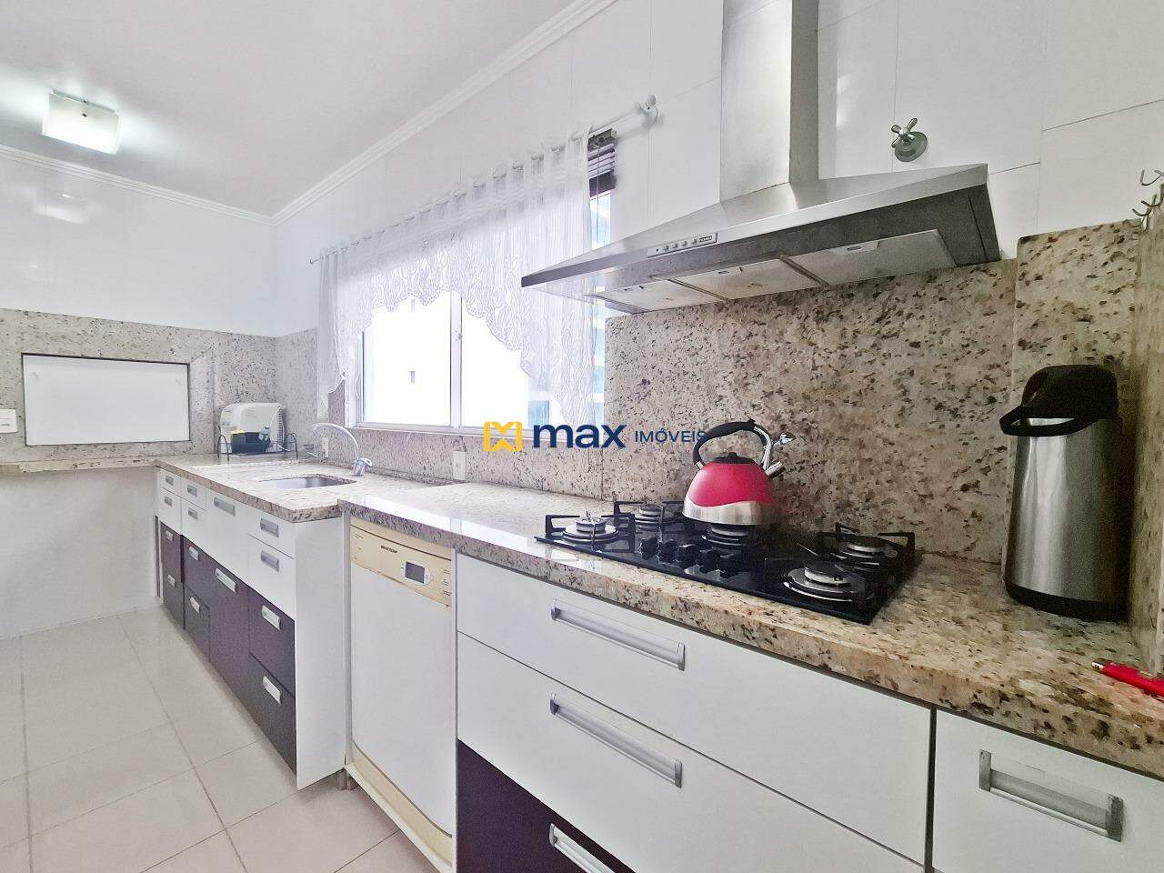 Apartamento à venda no Centro: Cozinha com churrasqueira