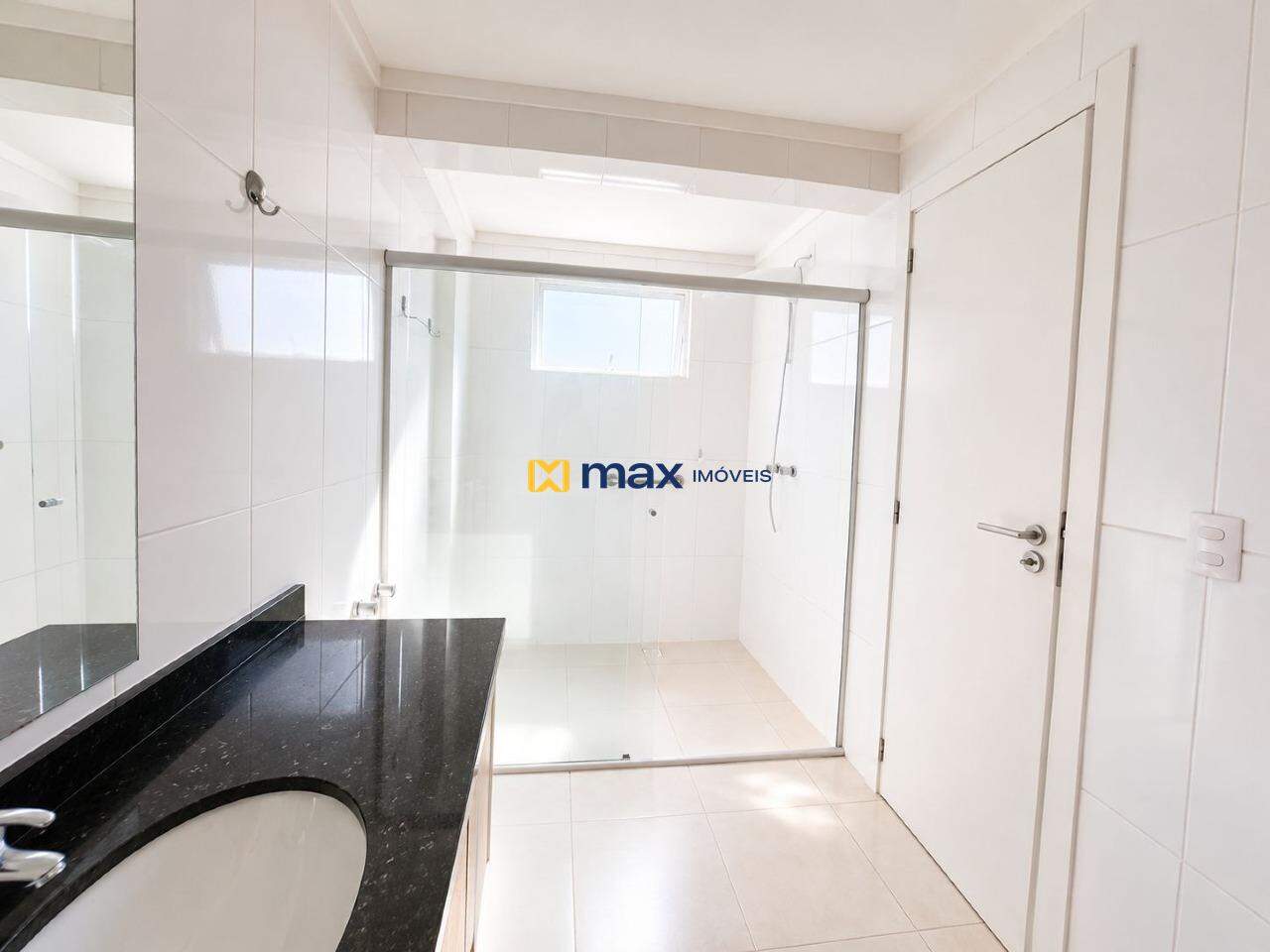 Apartamento para aluguel no Pioneiros:
