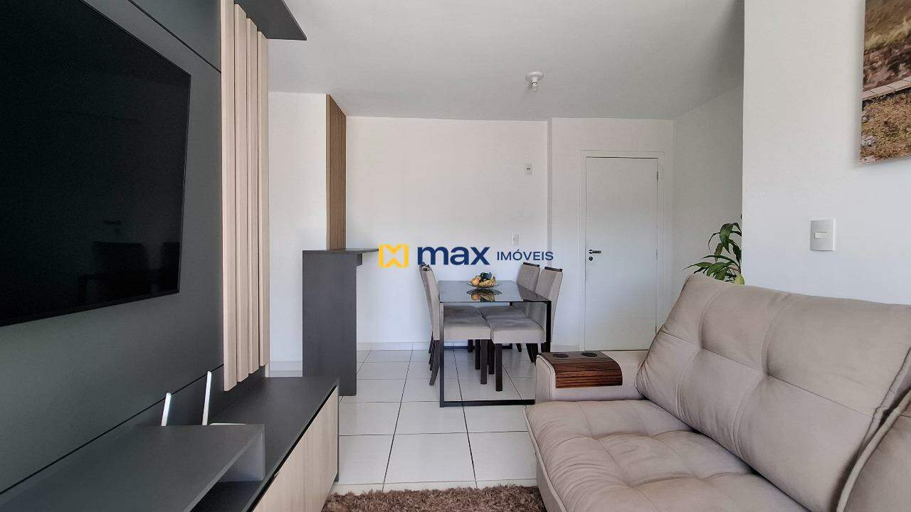 Apartamento à venda no Espinheiros: Living integrado