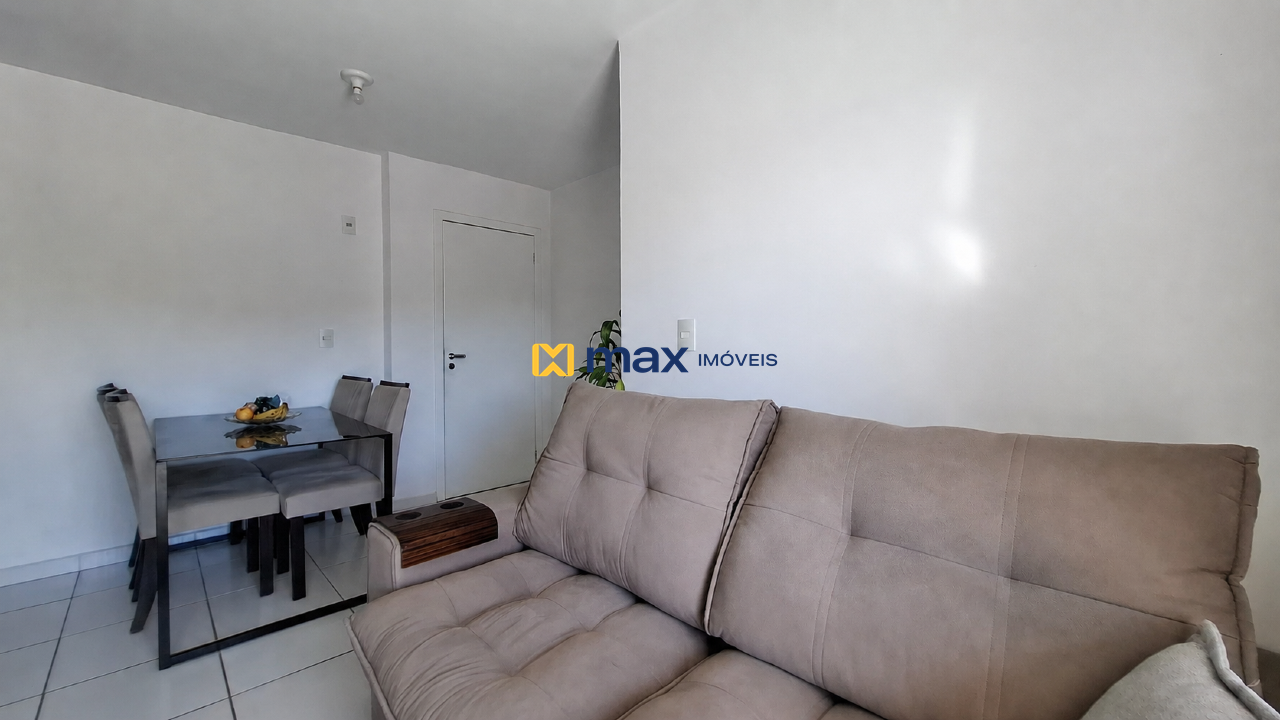 Apartamento à venda no Espinheiros: Living integrado