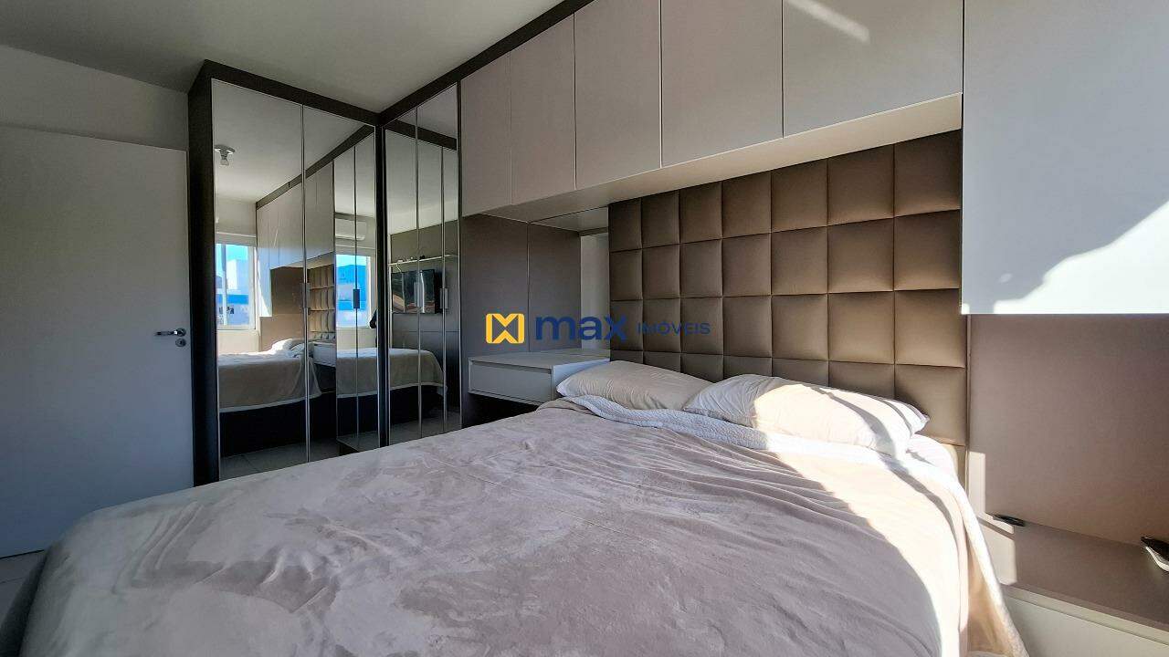 Apartamento à venda no Espinheiros: Dormitório