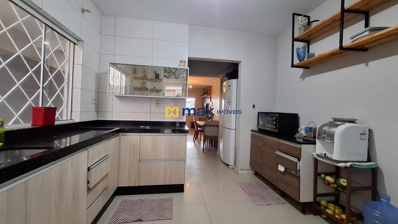 Casa à venda no Cordeiros: Cozinha