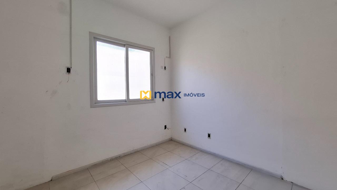 Casa Comercial para aluguel no Centro: Sala 9