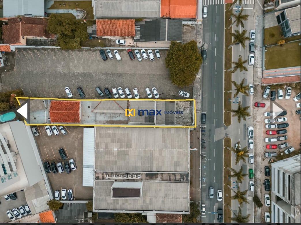 Casa Comercial para aluguel no Centro: Terreno