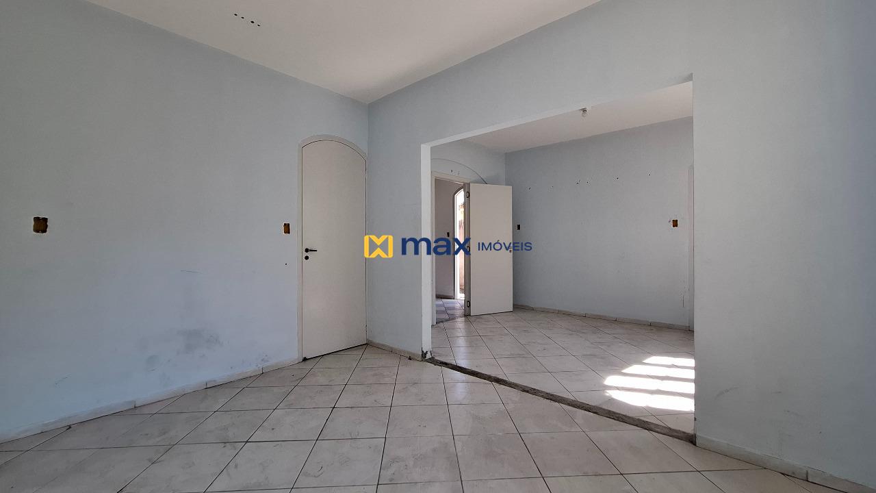 Casa Comercial para aluguel no Centro: Sala 4