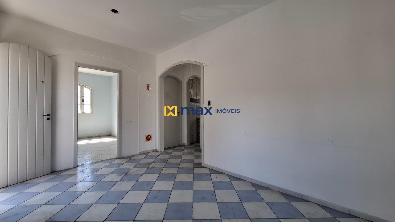 Casa Comercial para aluguel no Centro: Sala 5