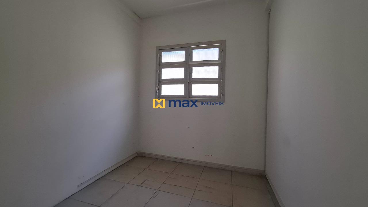 Casa Comercial para aluguel no Centro: Sala 8