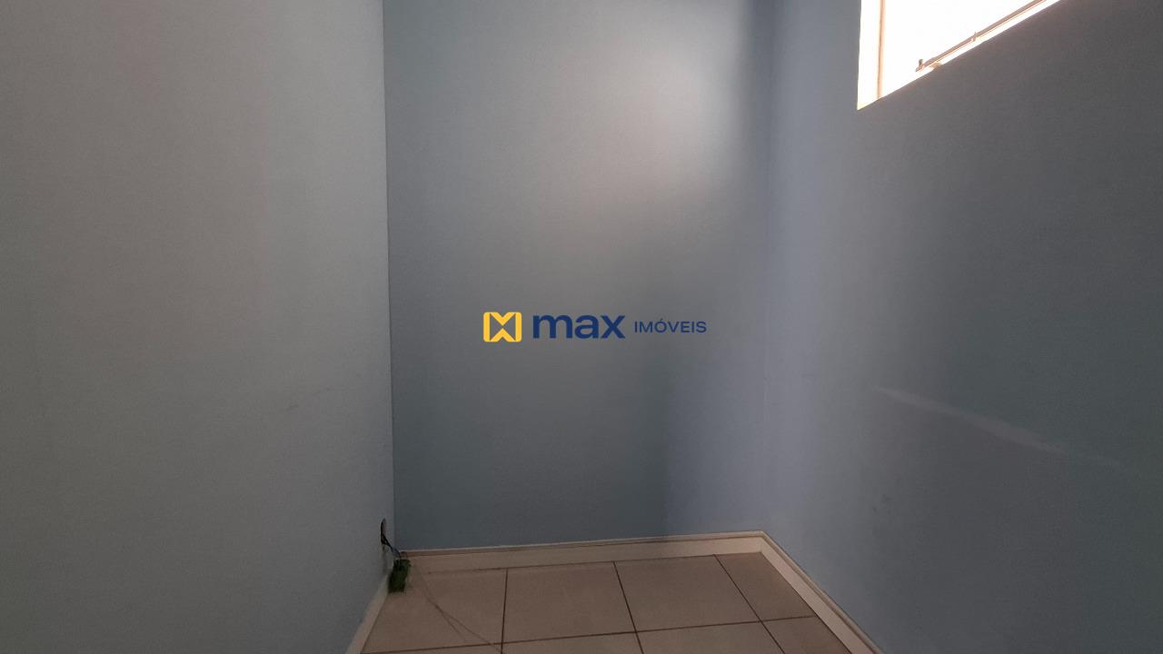 Casa Comercial para aluguel no Centro: Sala 14