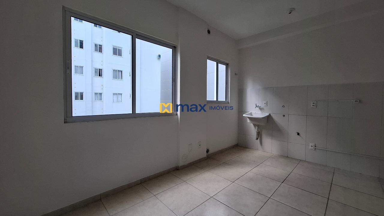 Apartamento à venda no Itaipava: Living integrado