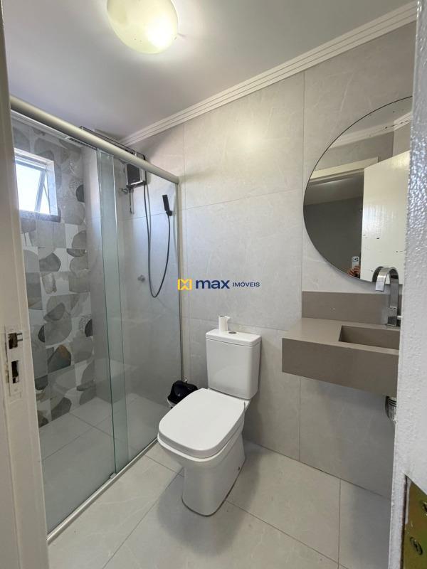 Apartamento para aluguel no Centro: Banheiro suíte