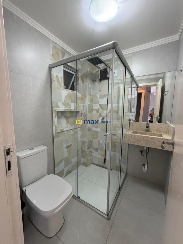 Apartamento para aluguel no Centro: Banheiro social