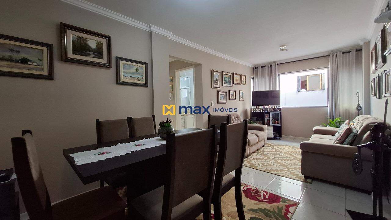 Apartamento à venda no Centro: Living integrado