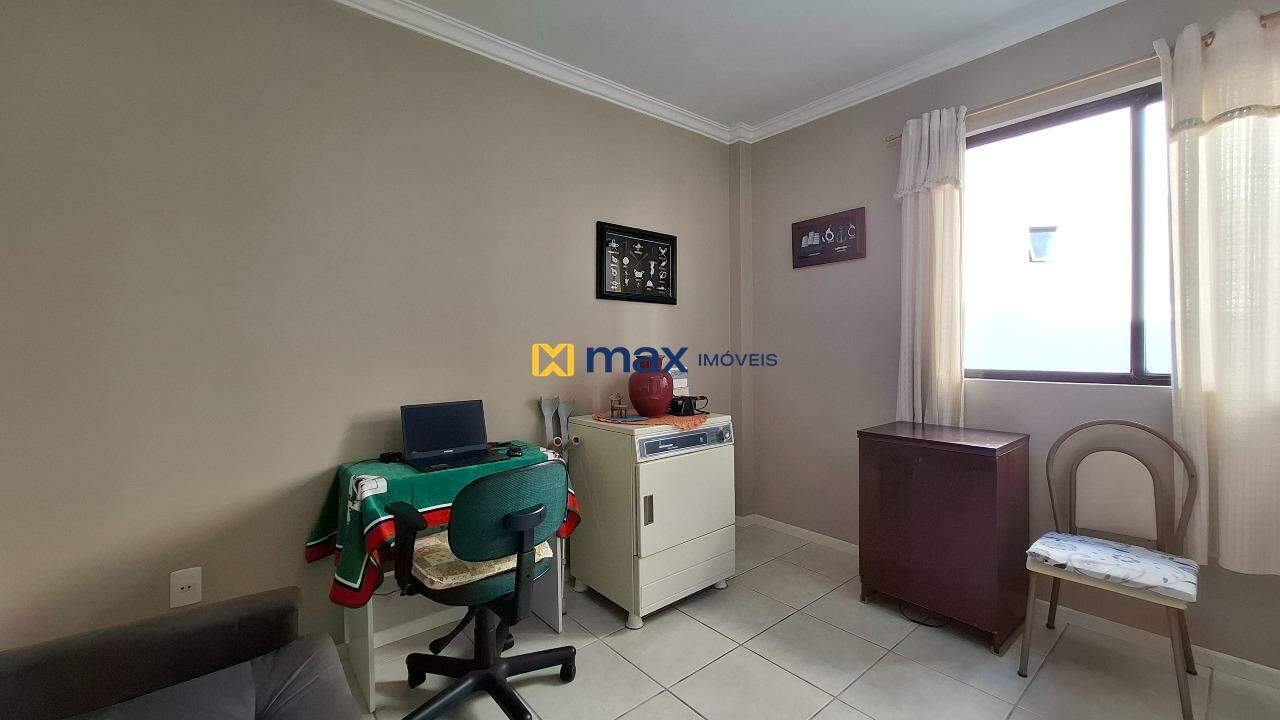 Apartamento à venda no Centro: Dormitório