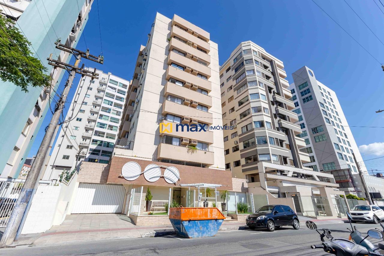 Apartamento à venda no Centro: Fachada