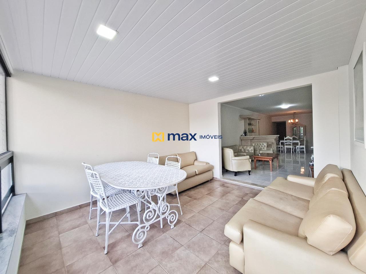 Apartamento para aluguel no Centro: Sacada