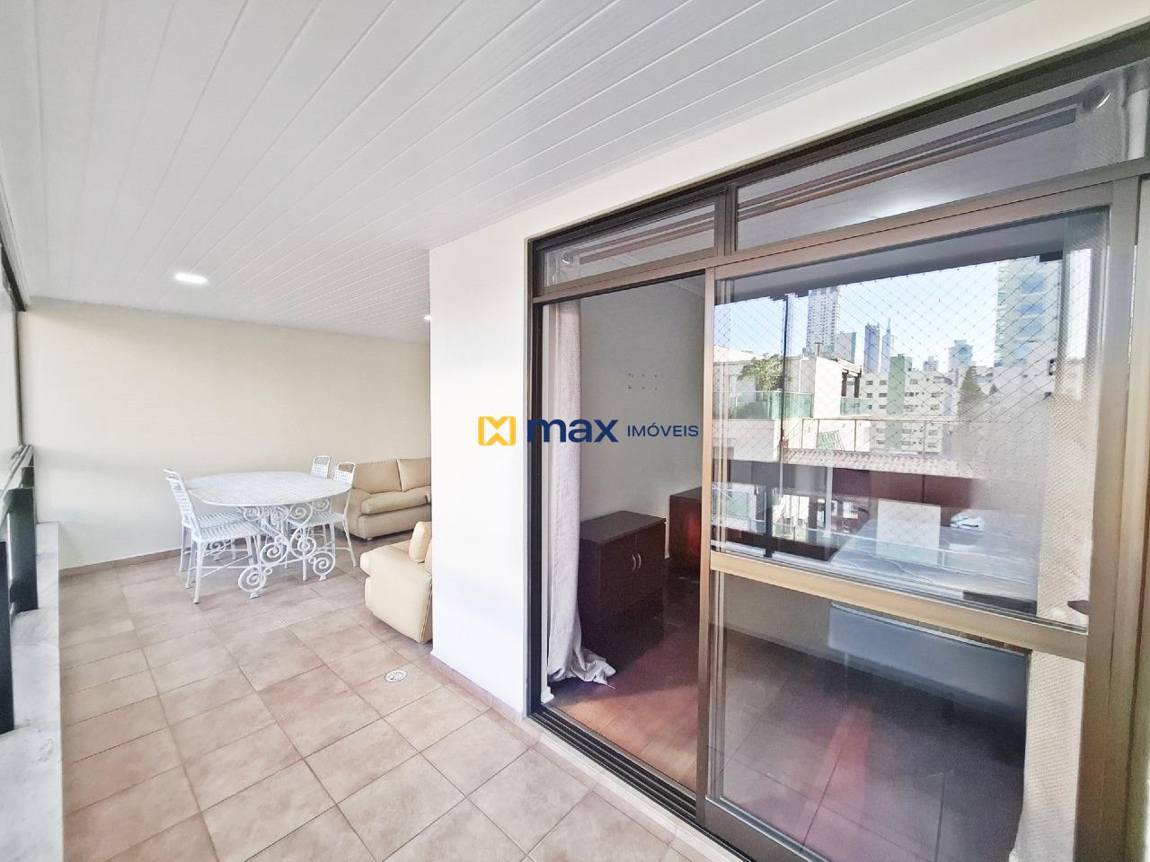 Apartamento para aluguel no Centro: Sacada