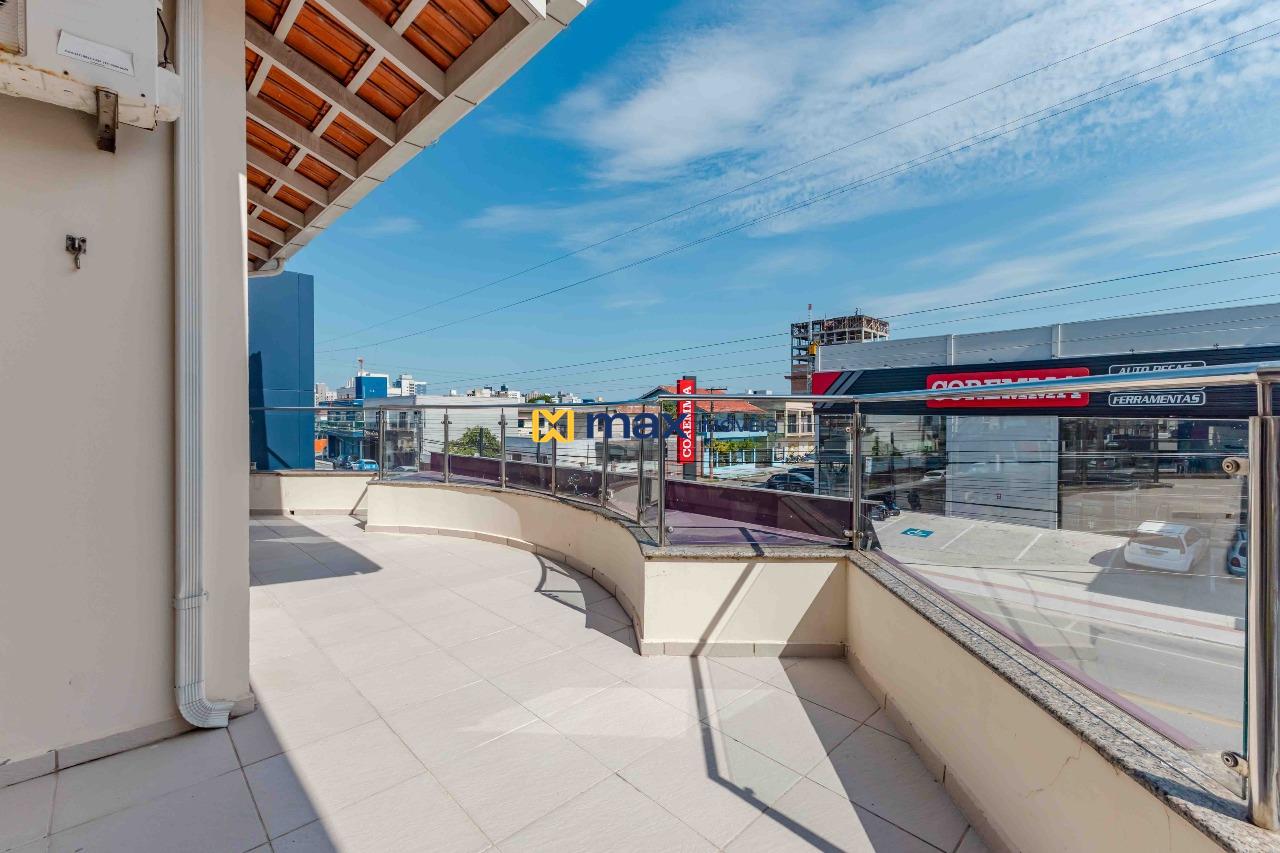 Casa para aluguel no Centro: Varanda