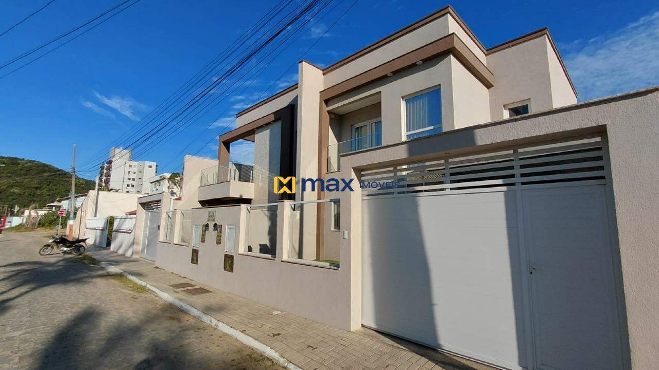 Casa à venda no Gravatá: FACHADA